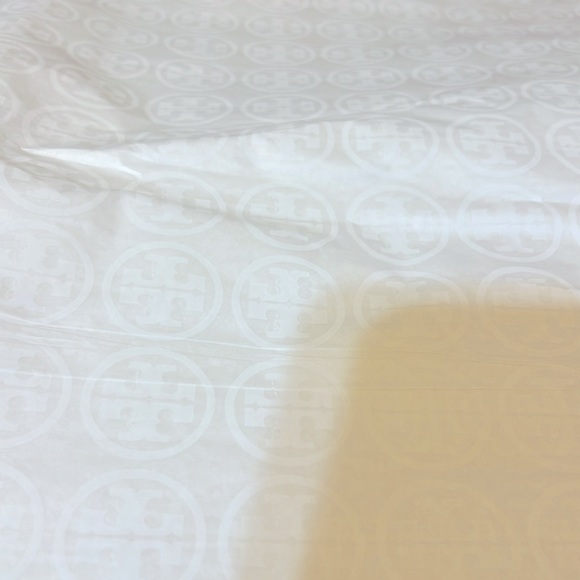 2 Tory Burch Gift Bags + 7 Large Sheets of Tory Burch Logo Tissue - Picture 3 of 5